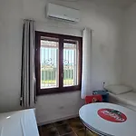 Villa Nieves Seaview With Private Garden And Parking Near