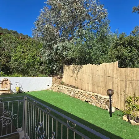 Villa Nieves Seaview With Private Garden And Parking Near Costa Rei