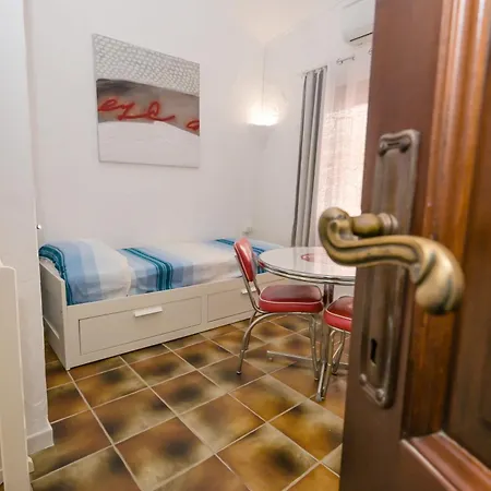 Nieves Seaview With Private Garden And Parking Near Vila