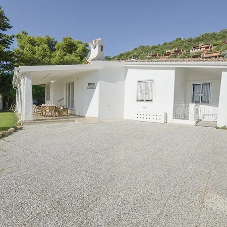 Nieves Seaview With Private Garden And Parking Near Vila Costa Rei