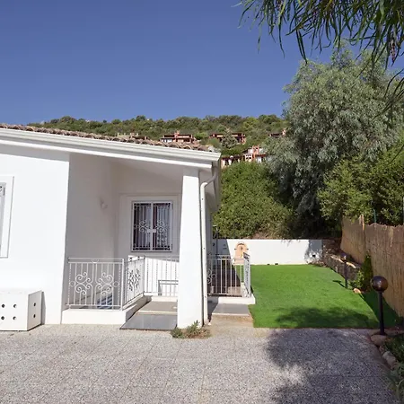 Vila Nieves Seaview With Private Garden And Parking Near