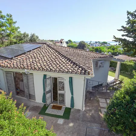 Nieves Seaview With Private Garden And Parking Near Vila